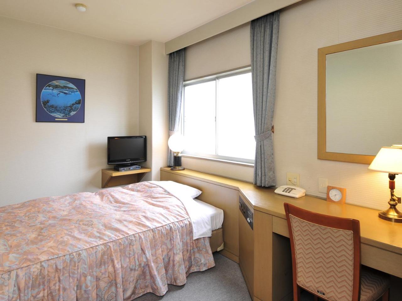 Business Hotel Prince Takamatsu Extérieur photo