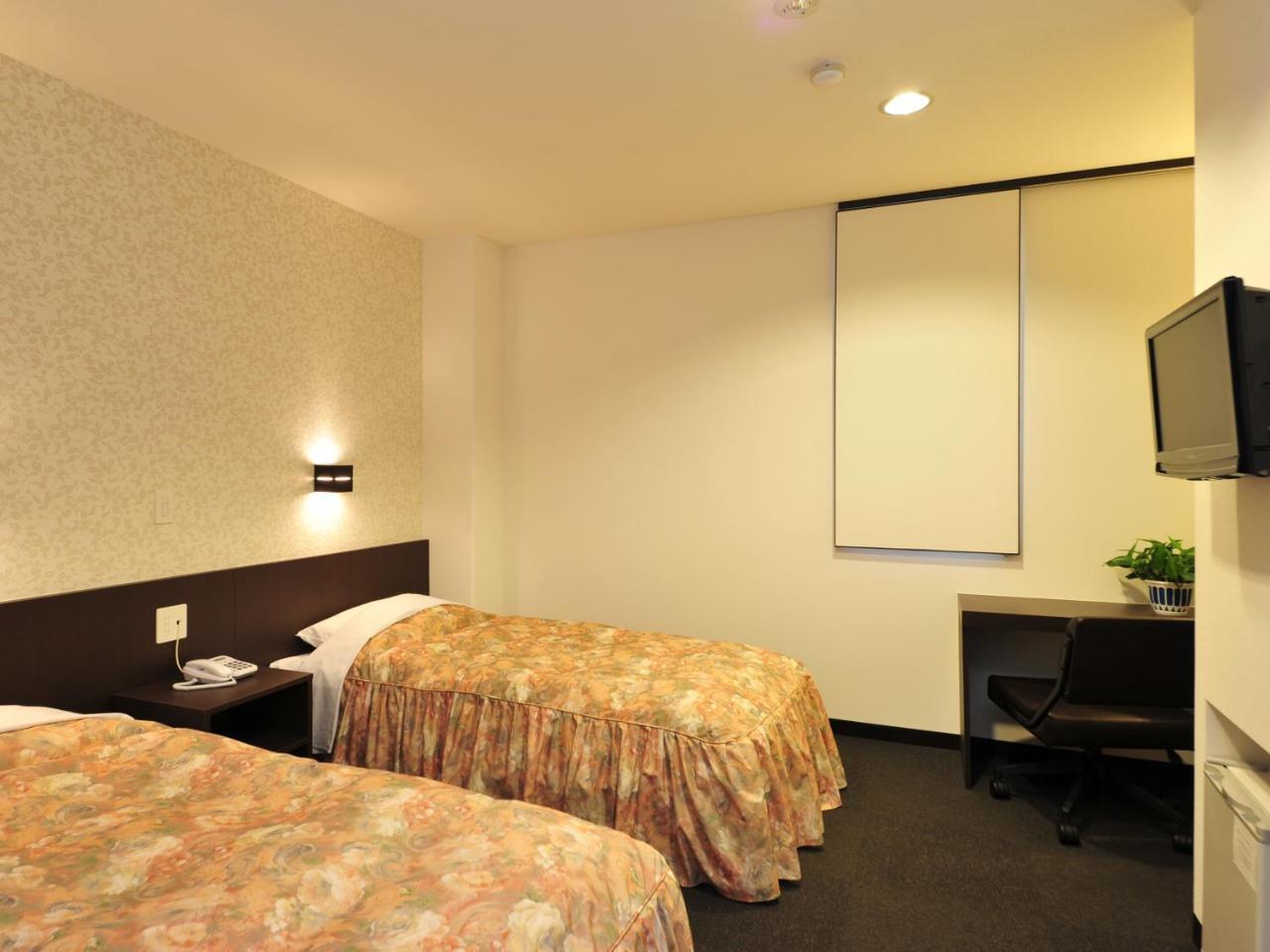 Business Hotel Prince Takamatsu Extérieur photo